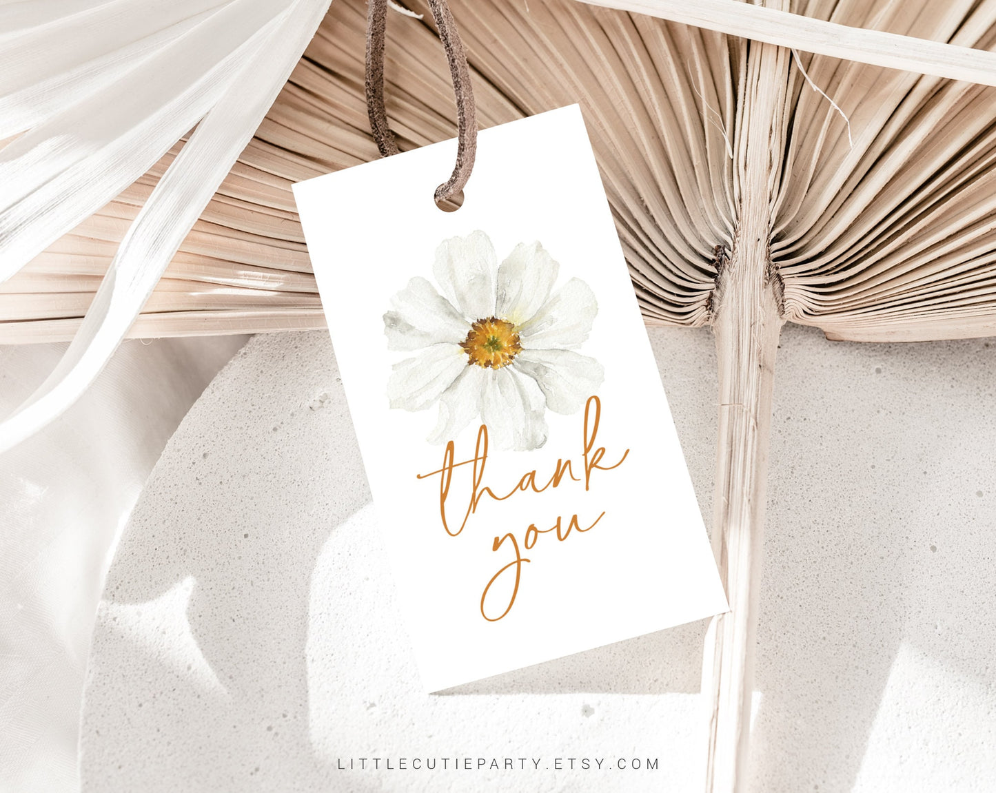 Editable Daisy Bridal Shower Invitation, Bridal Brunch Invitation, Daisy Bridal Shower Invite with Daisy Favor Tag, Hen Party DAIBDS002